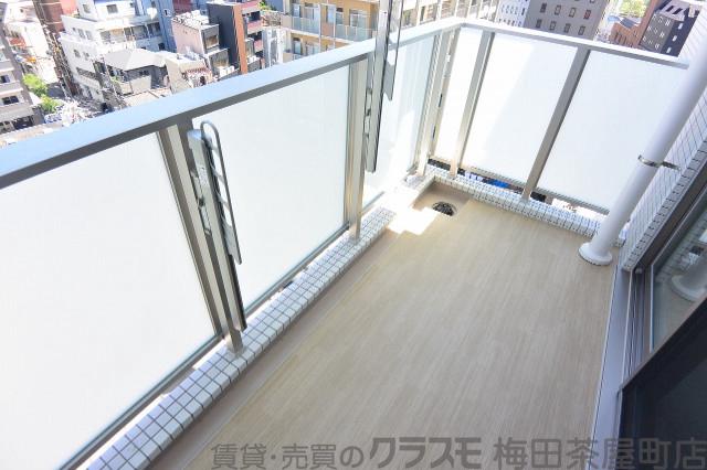 23/30 バルコニー