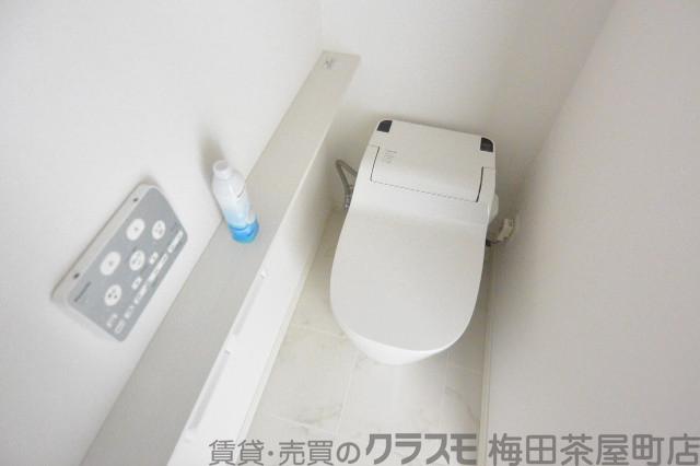 20/30 トイレ