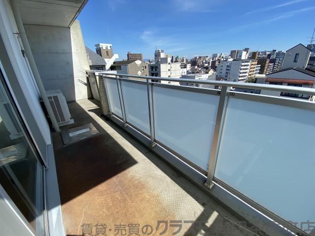 26/30 バルコニー