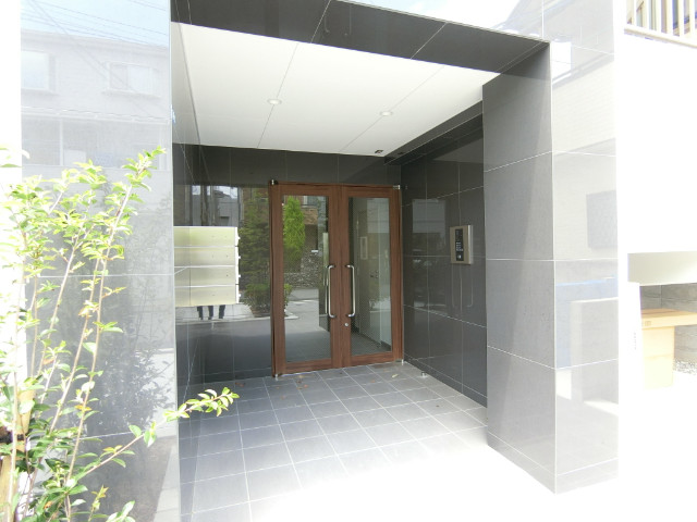 3/10 エントランス