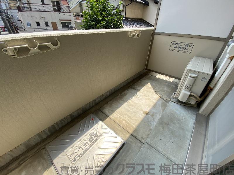 23/30 バルコニー