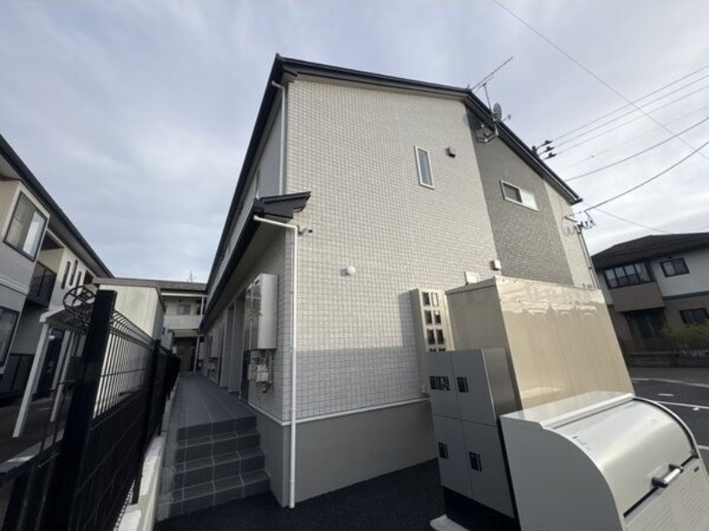 19/25 エントランス