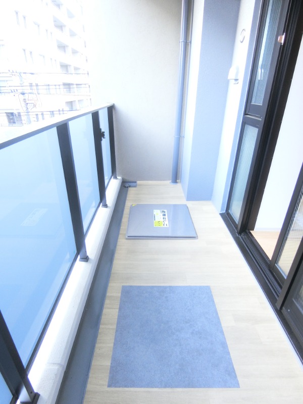 21/30 バルコニー