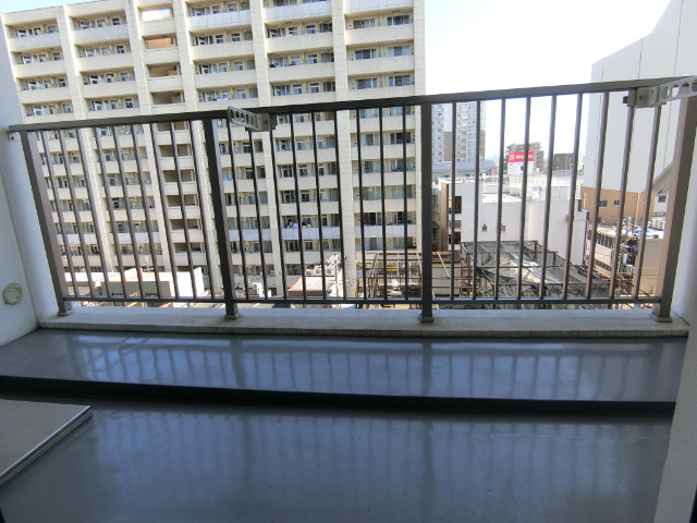 19/30 バルコニー