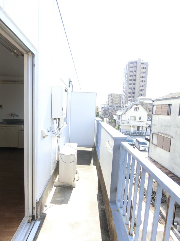 19/30 バルコニー