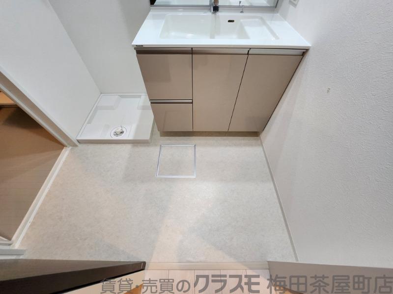14/30 室内