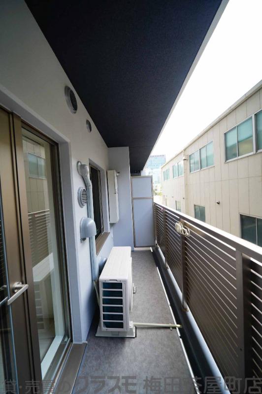 21/30 バルコニー