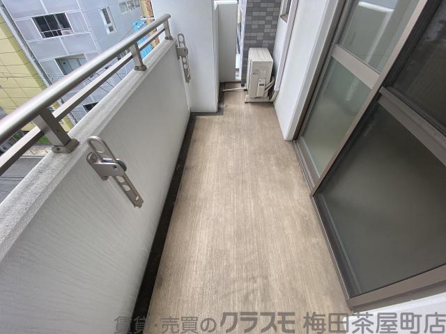 21/30 バルコニー