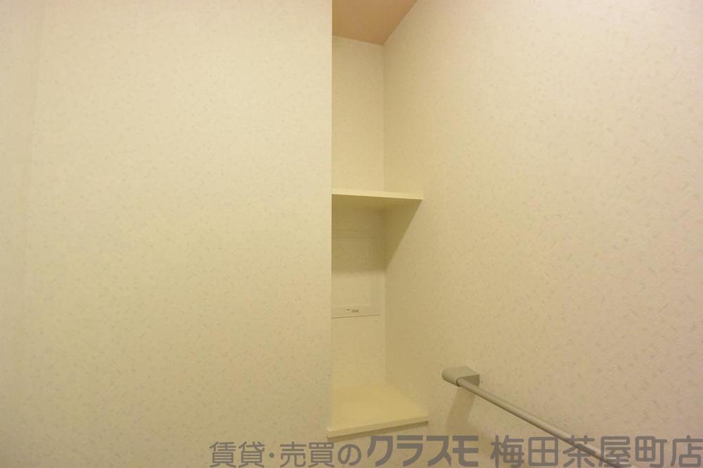 14/30 室内
