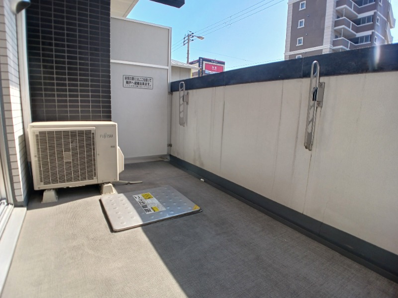 23/30 バルコニー