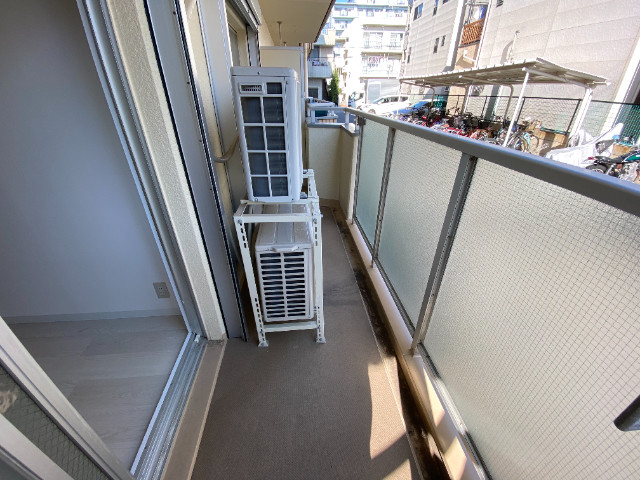 21/30 バルコニー