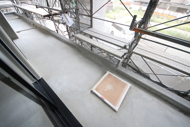 21/30 バルコニー