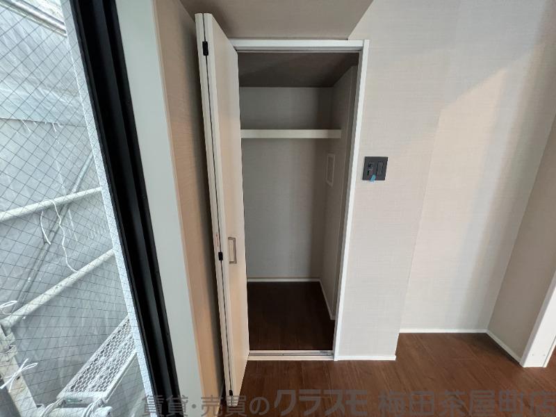 13/30 収納