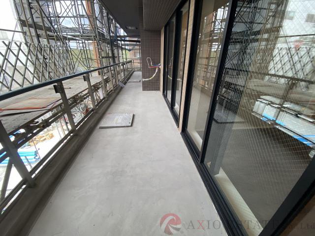 25/30 バルコニー