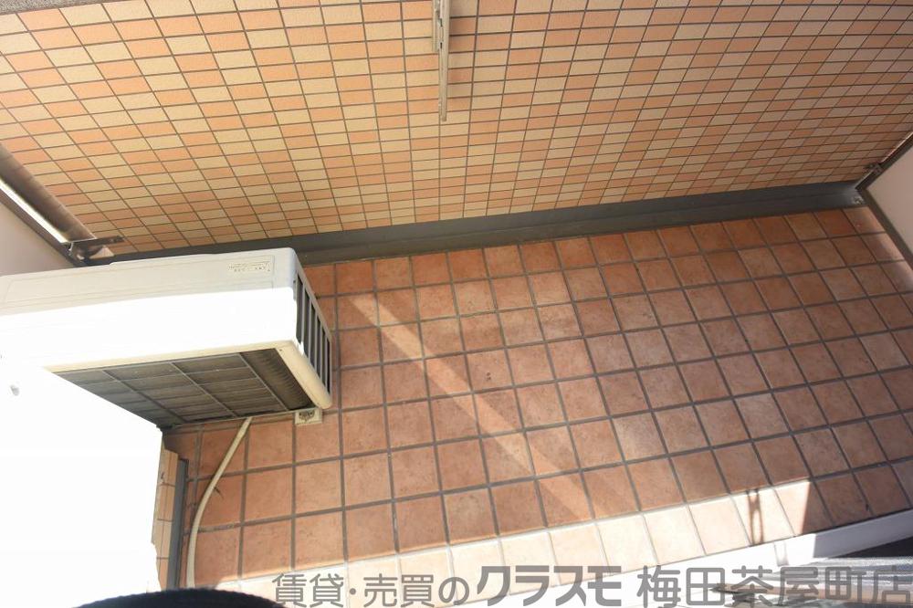 21/30 バルコニー