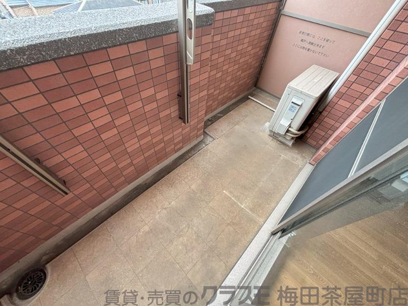 21/30 バルコニー