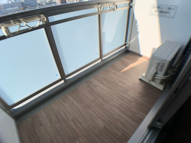 25/30 バルコニー