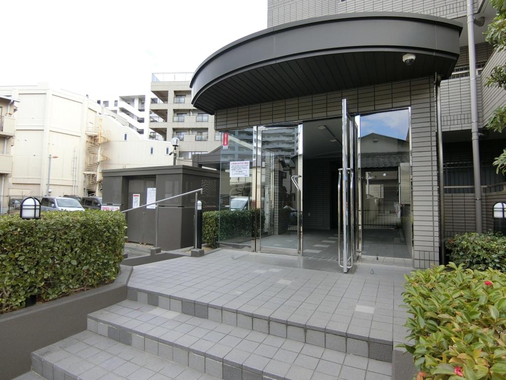 29/30 エントランス