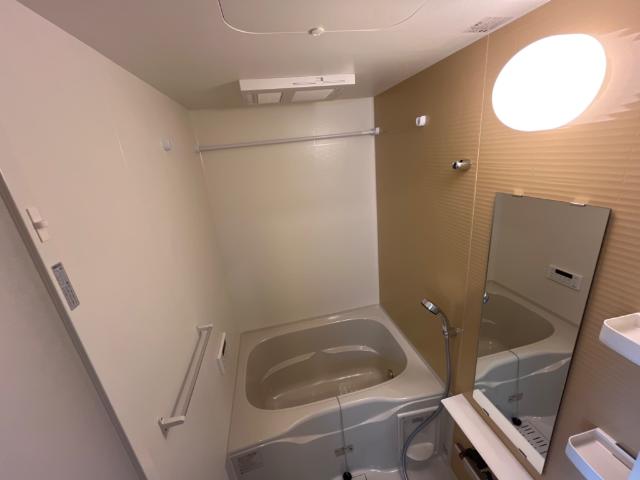 15/29 浴室