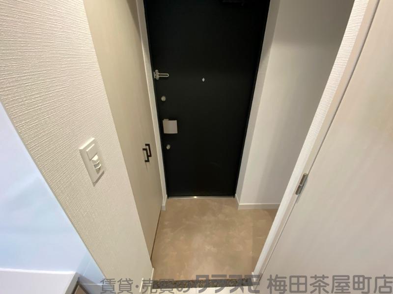 14/30 玄関