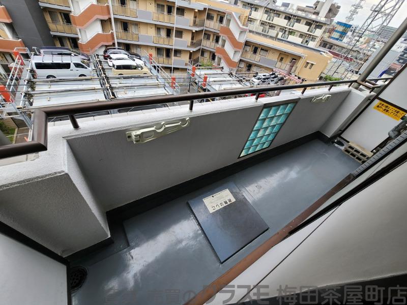 21/30 バルコニー