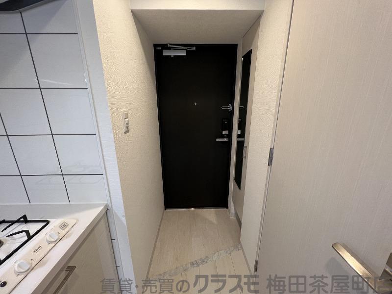 14/30 玄関