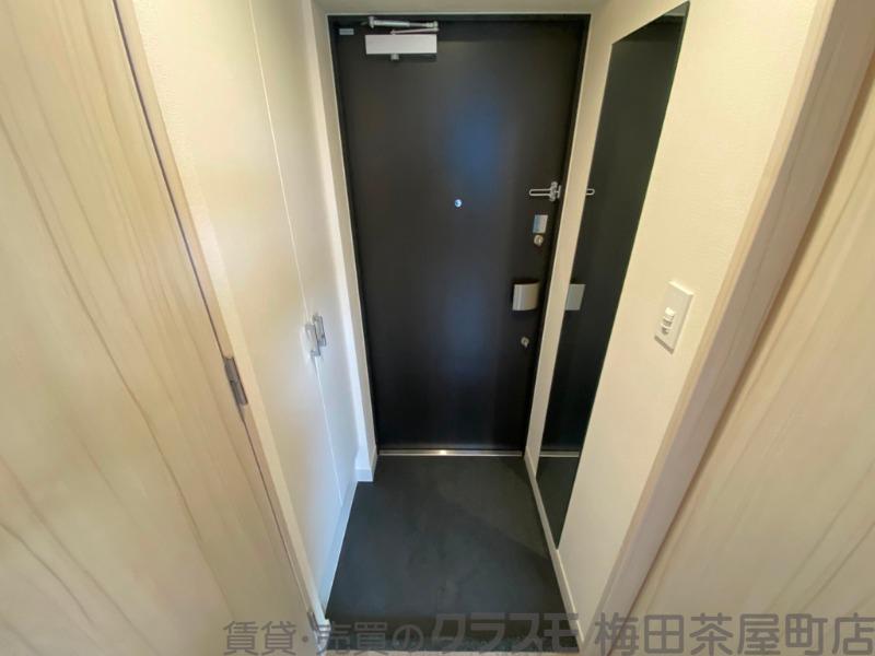 14/30 玄関