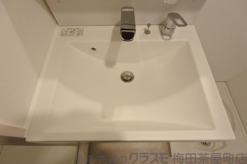 21/30 洗面