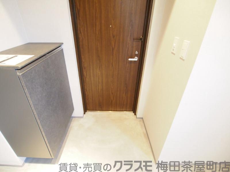 18/30 玄関