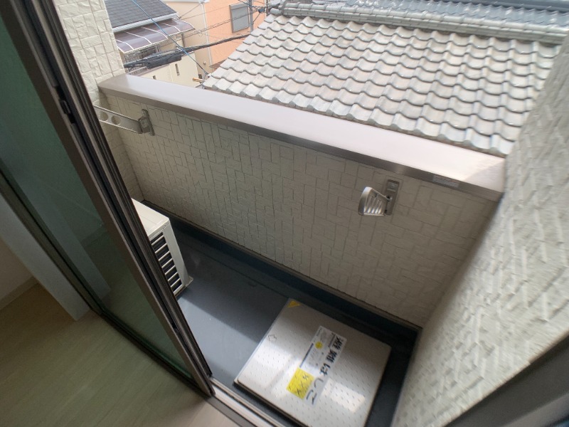 23/30 バルコニー