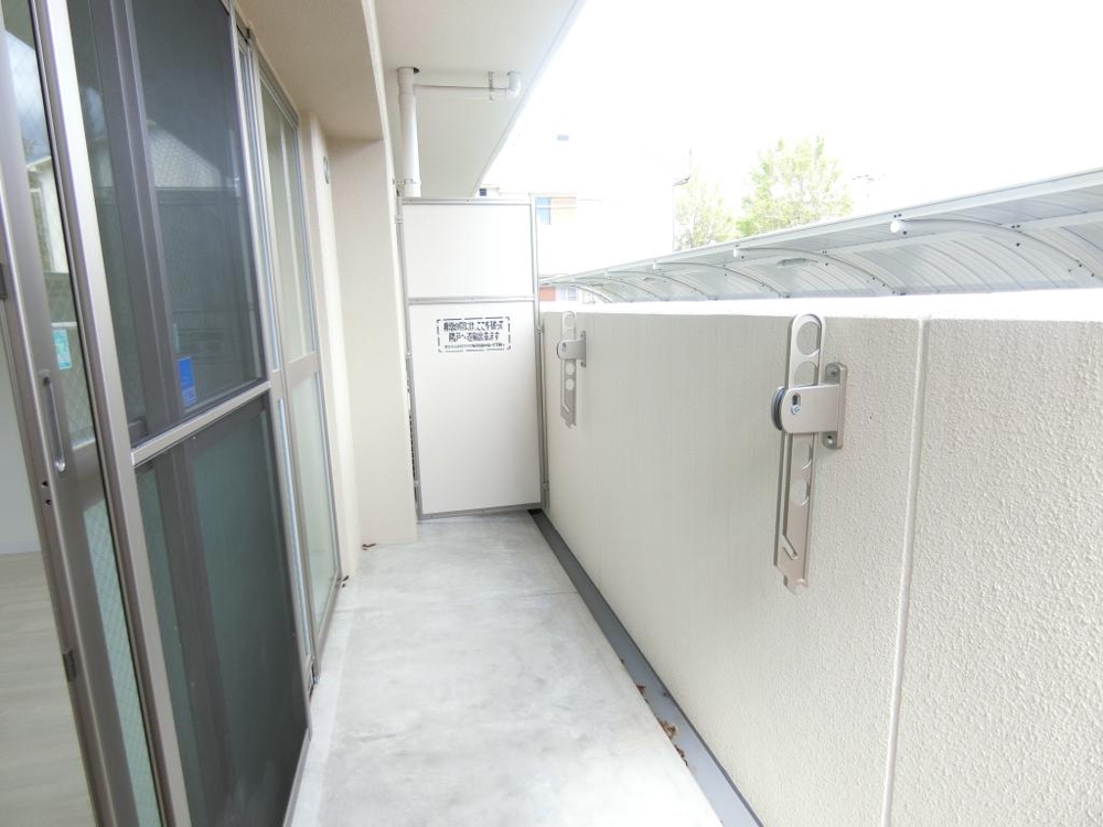 19/28 バルコニー