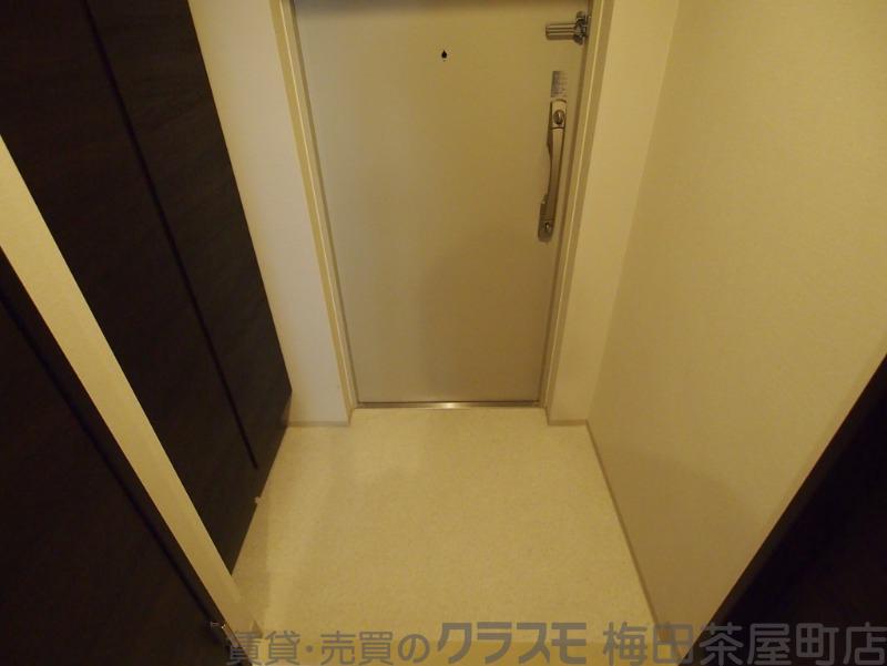 17/30 玄関