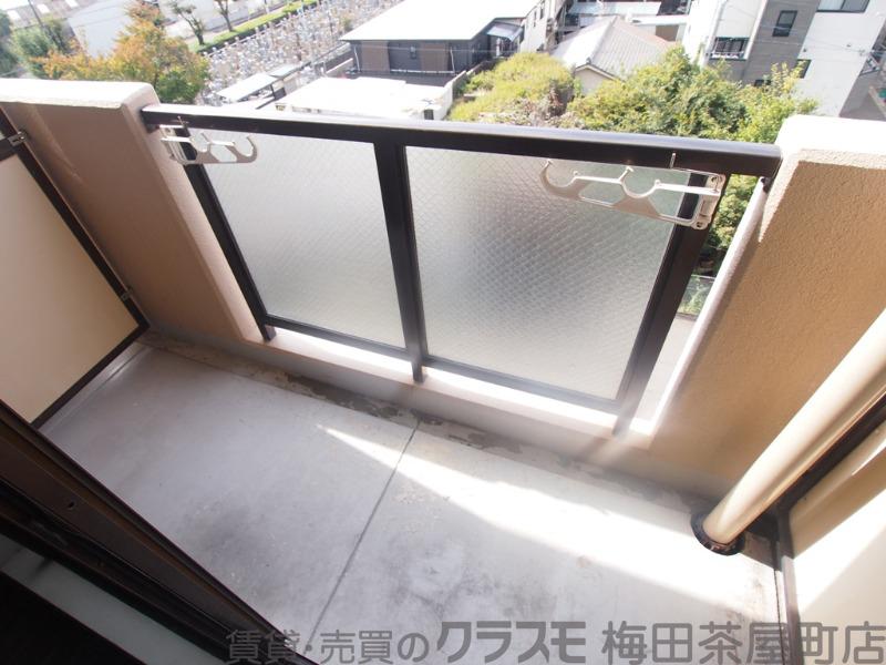 21/30 バルコニー