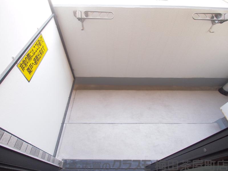 21/30 バルコニー