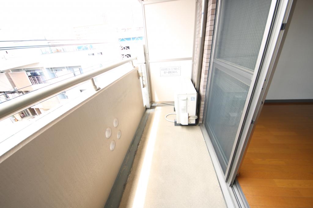 18/30 バルコニー