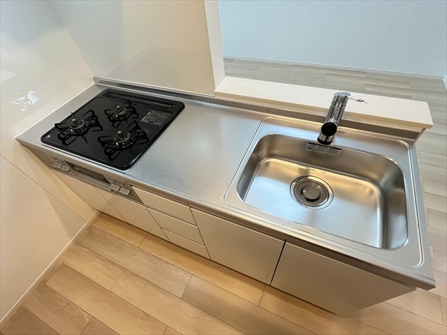 23/30 エントランス