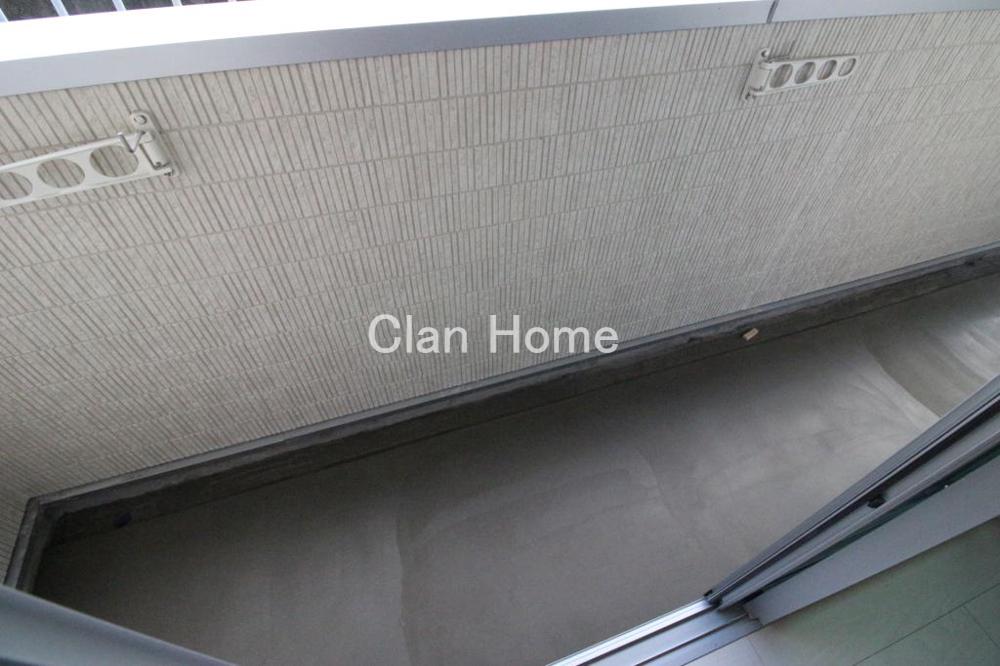 20/30 バルコニー