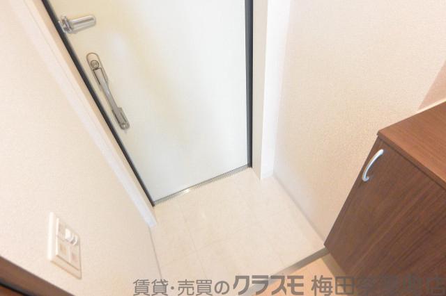 14/30 玄関