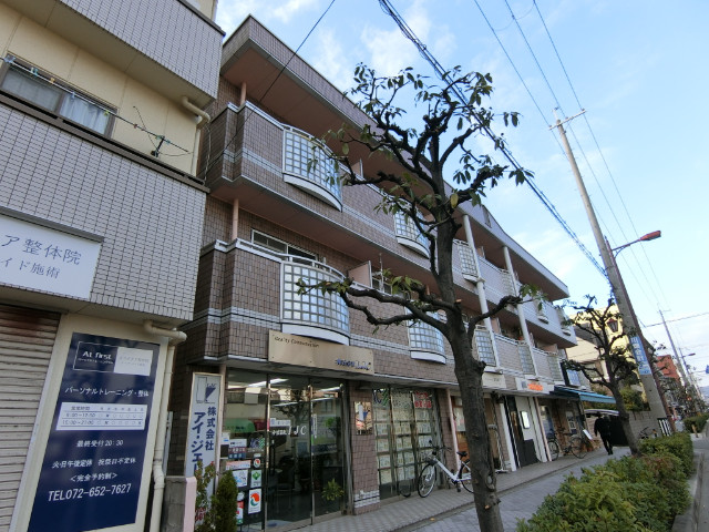 2/30 外観