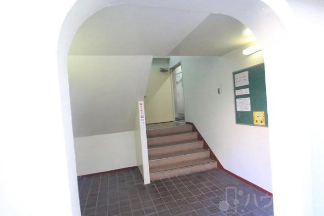 25/30 エントランス