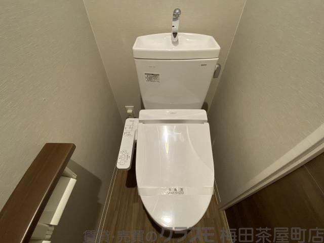 23/30 トイレ