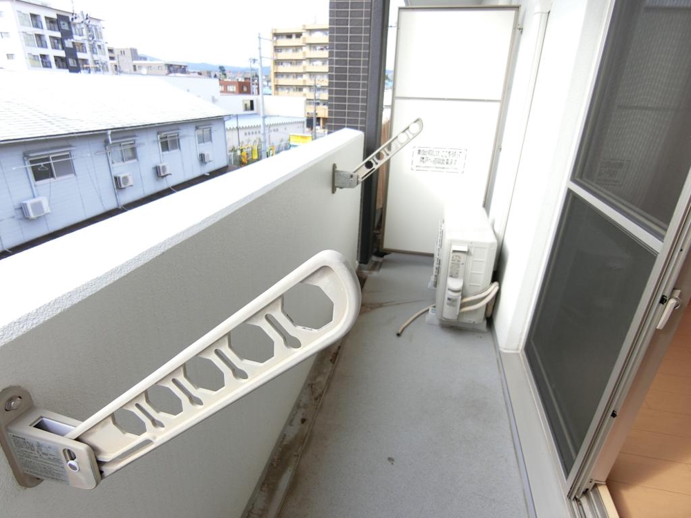 19/30 バルコニー