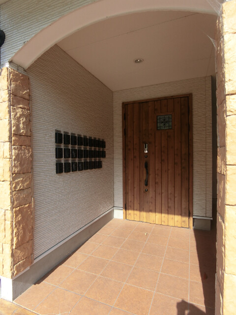 24/29 エントランス