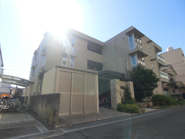 2/30 外観