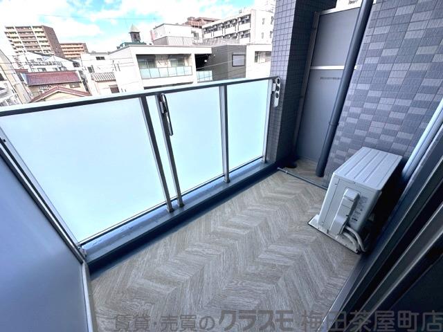 21/30 バルコニー