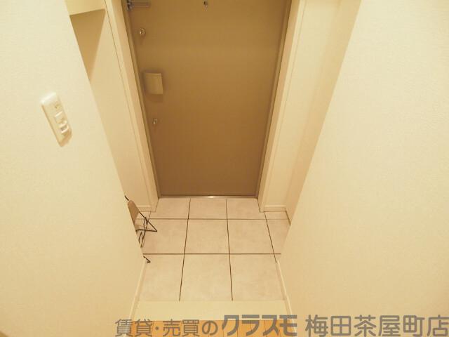 14/30 玄関