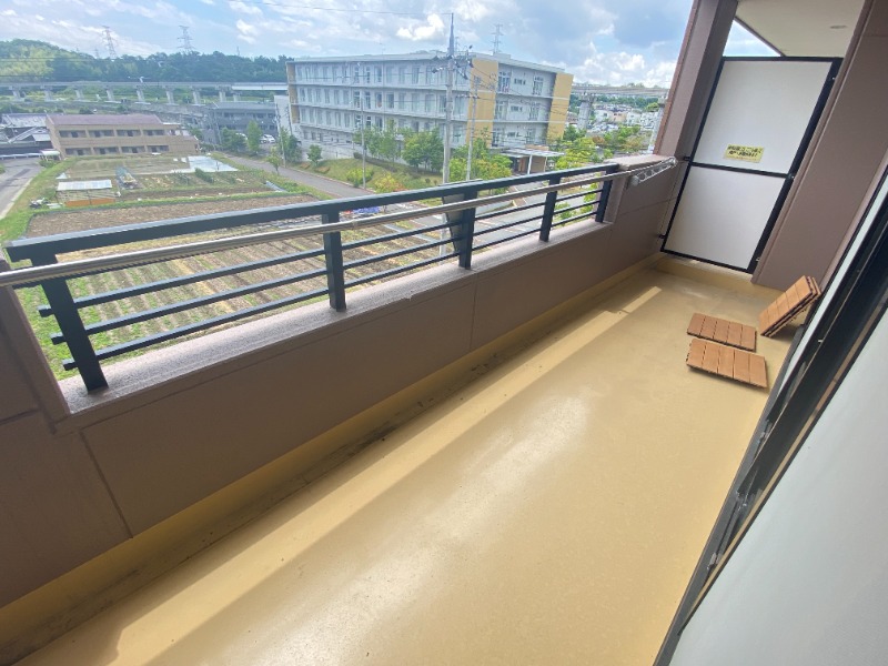 20/30 バルコニー