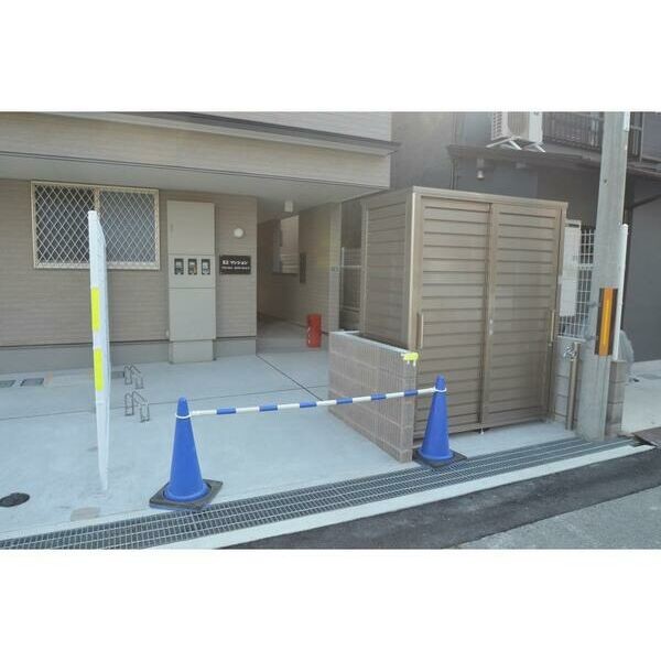 3/10 エントランス