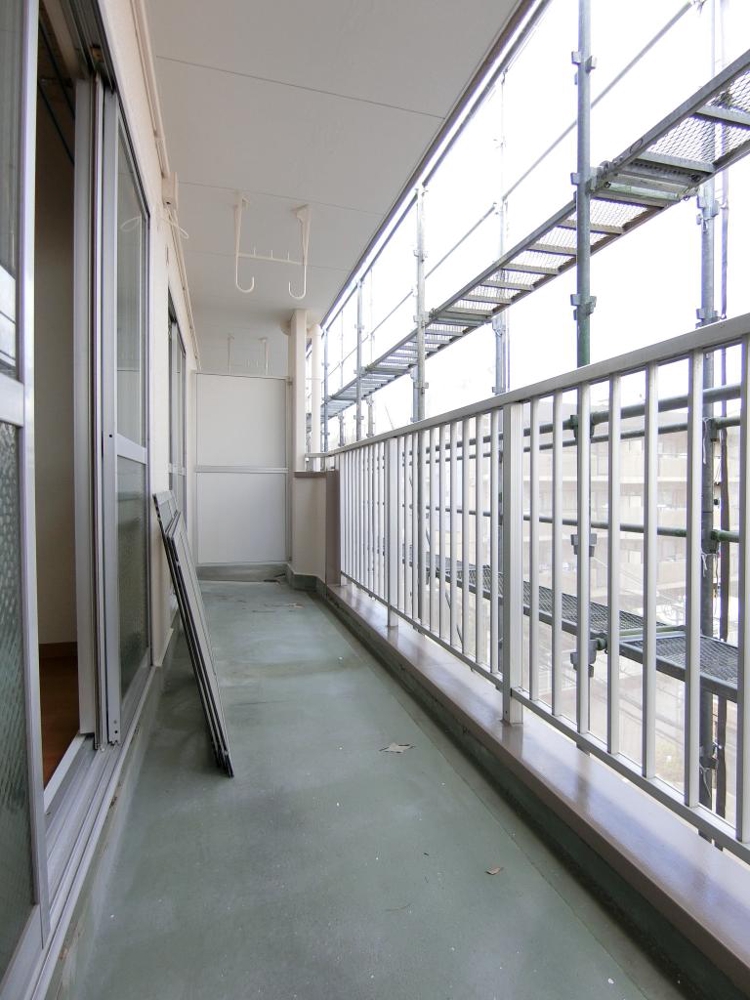 20/30 バルコニー