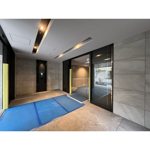 7/10 エントランス